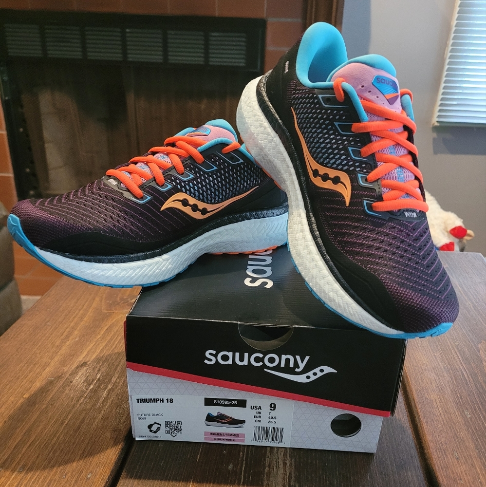 Saucony Triumph 18 women's 9B